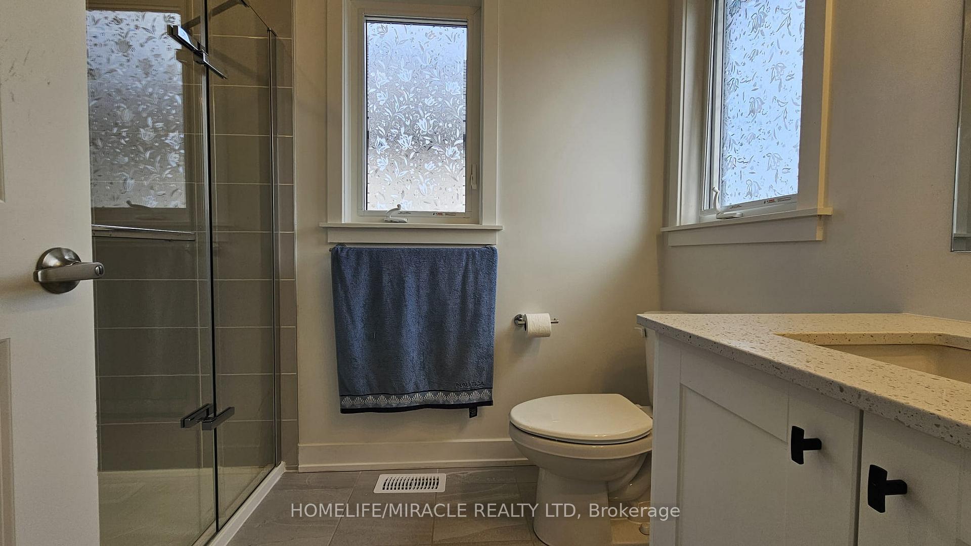 Photo 20 of 809 Mochi Circle, Ottawa, Barrhaven - Heritage Park — HOMEH
