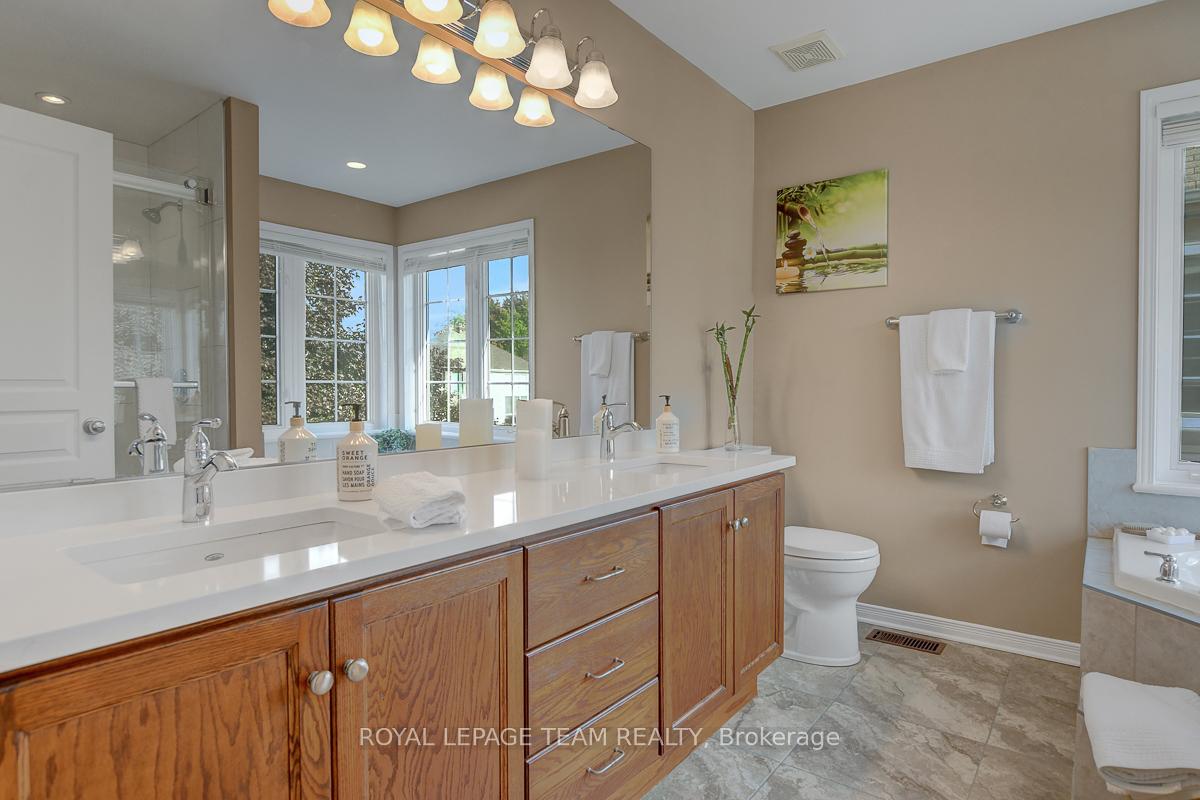 Photo 28 of 34 Calderwood Way, Ottawa, Barrhaven - Stonebridge — HOMEH