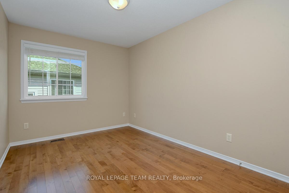 Photo 32 of 34 Calderwood Way, Ottawa, Barrhaven - Stonebridge — HOMEH