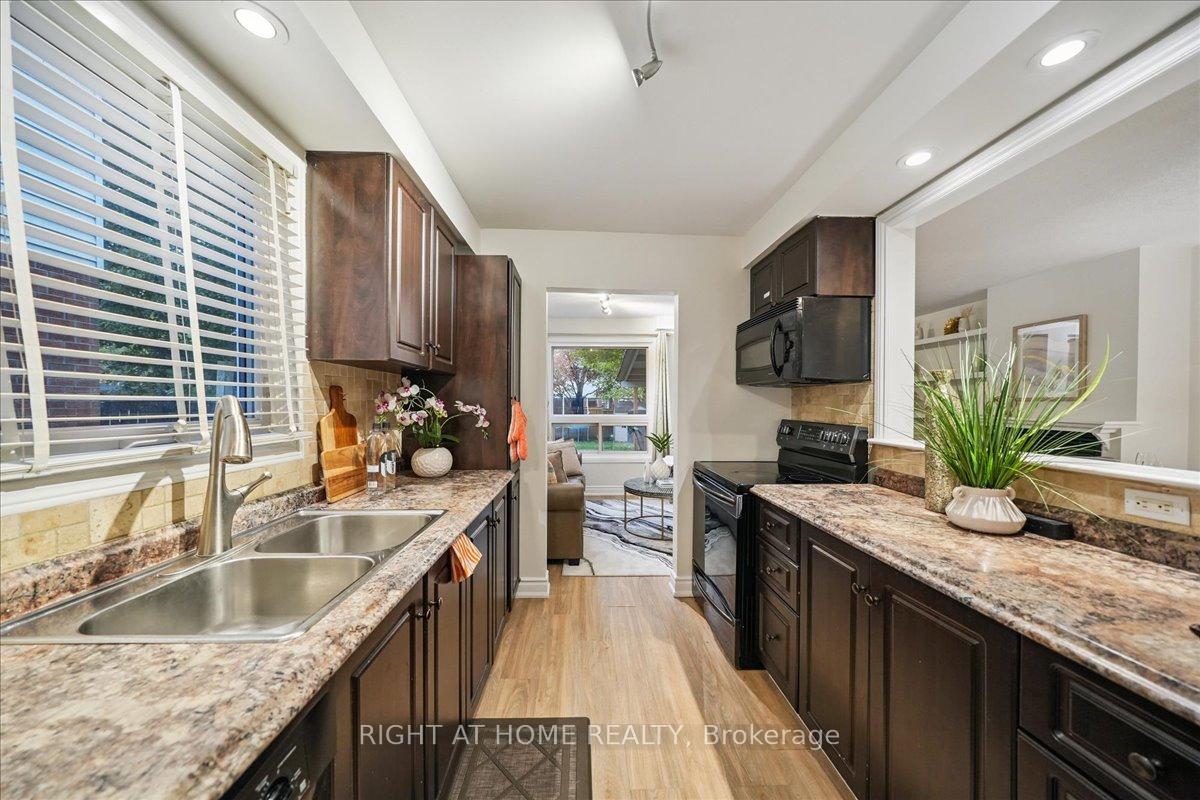 Photo 6 of 64 Hart Boulevard, Clarington, Newcastle — HOMEH