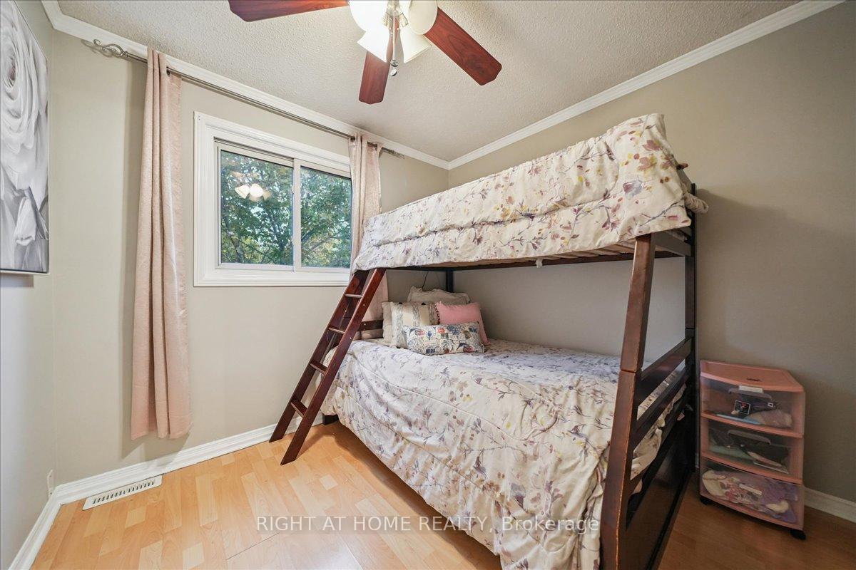 Photo 20 of 64 Hart Boulevard, Clarington, Newcastle — HOMEH