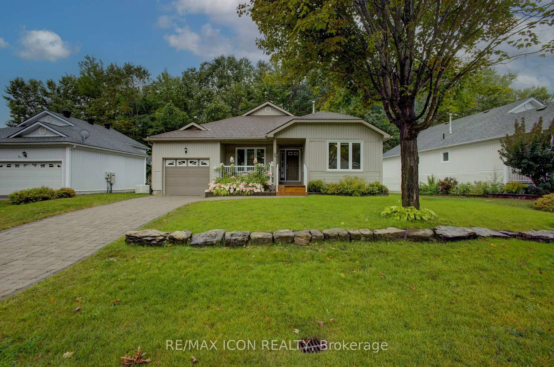 Photo 2 of 54 Springwood Crescent, Gravenhurst, Muskoka (S) — HOMEH