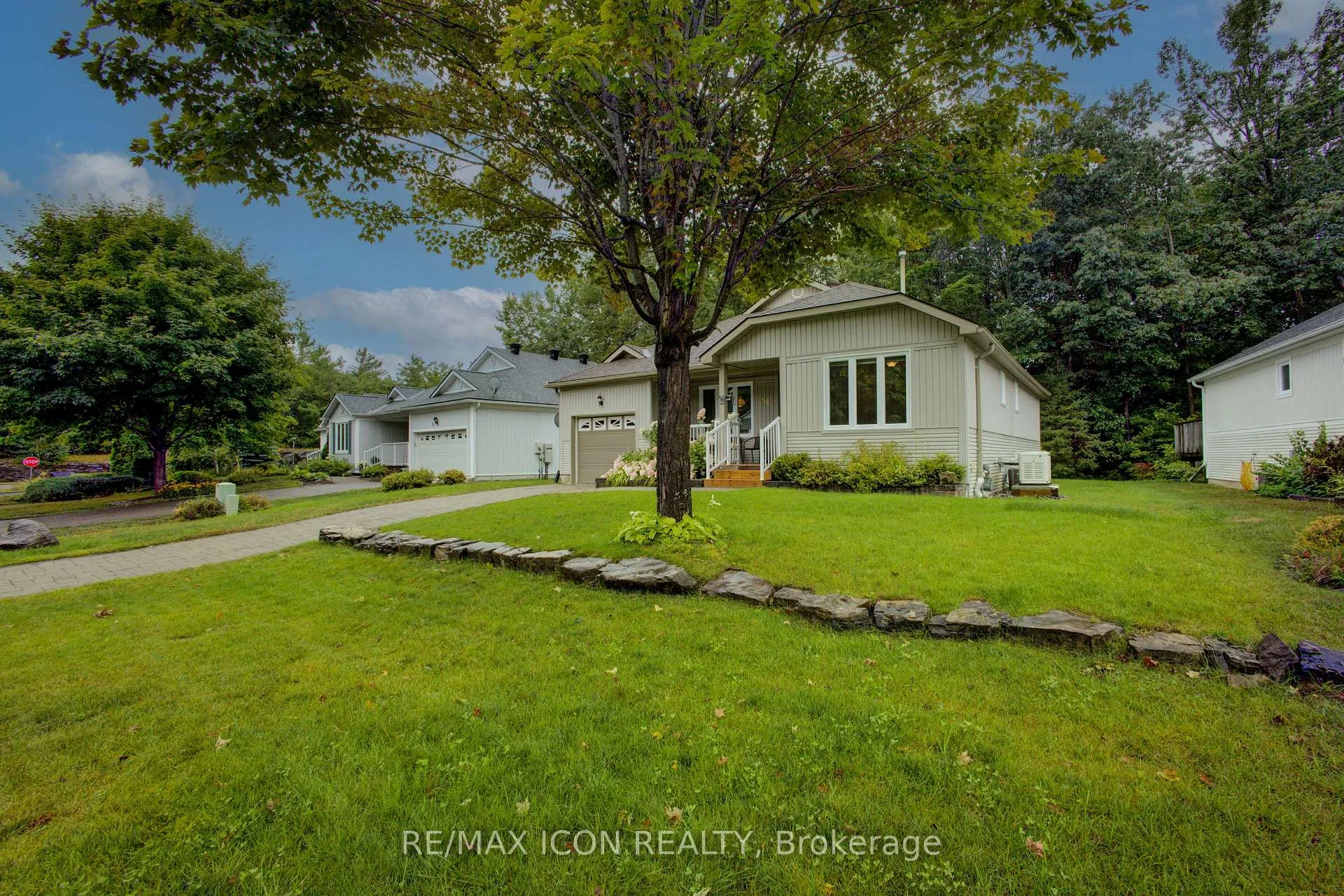 Photo 3 of 54 Springwood Crescent, Gravenhurst, Muskoka (S) — HOMEH