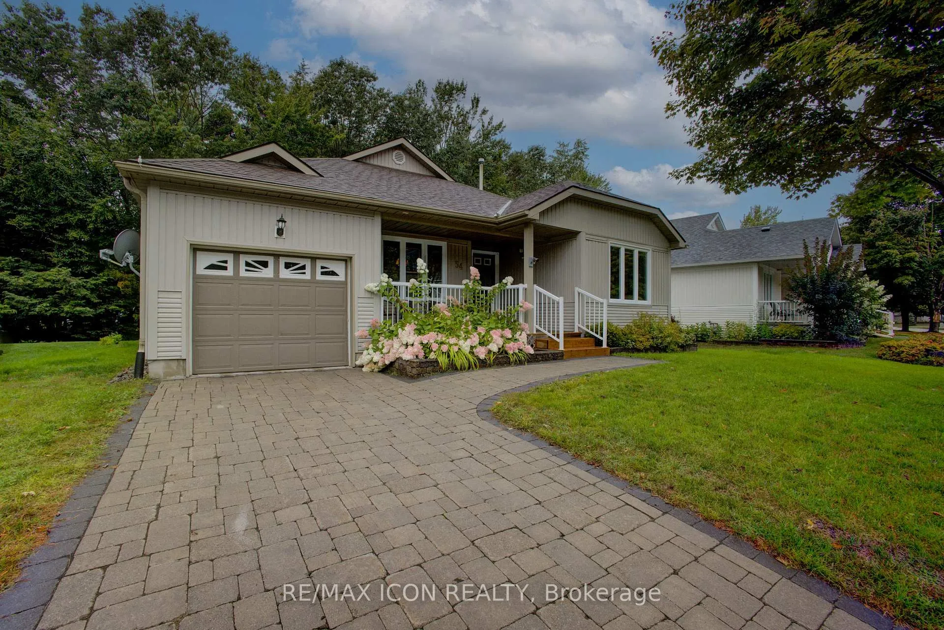 Photo 5 of 54 Springwood Crescent, Gravenhurst, Muskoka (S) — HOMEH