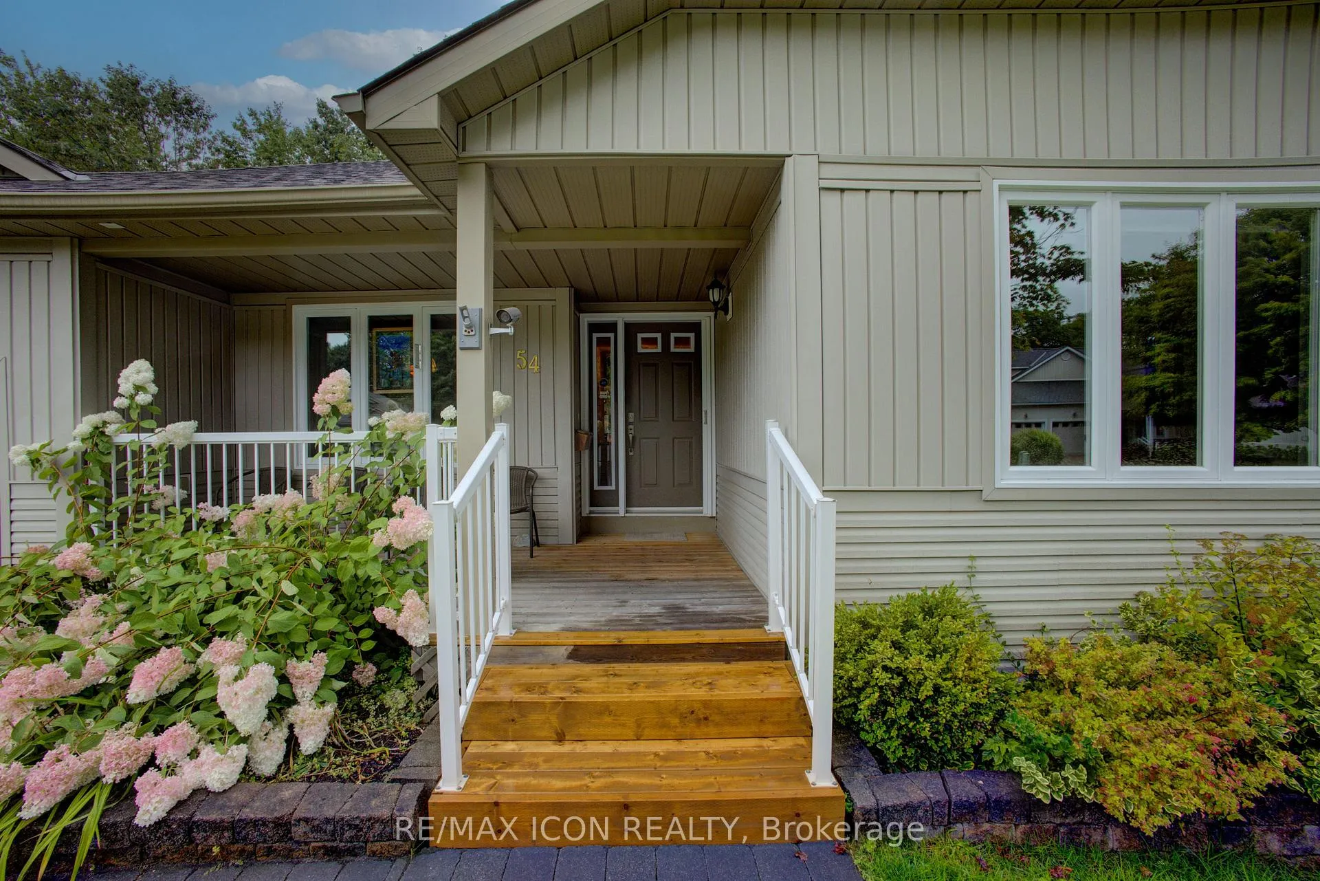 Photo 7 of 54 Springwood Crescent, Gravenhurst, Muskoka (S) — HOMEH