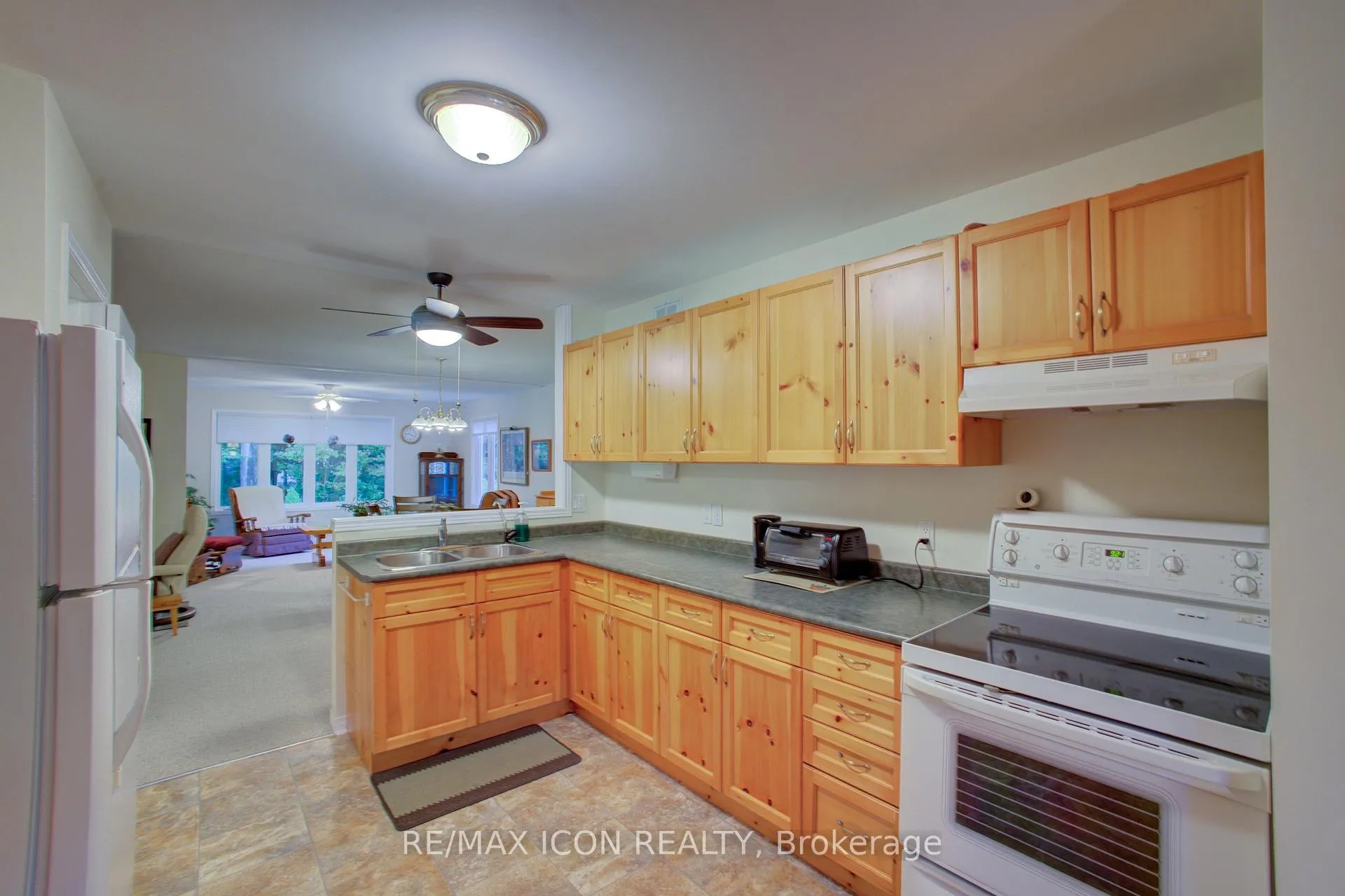 Photo 14 of 54 Springwood Crescent, Gravenhurst, Muskoka (S) — HOMEH