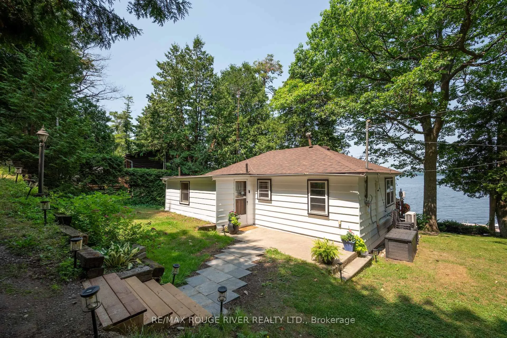 Photo 3 of Unit 200, 5248 King Road, Hamilton Township, Rural Hamilton — HOMEH