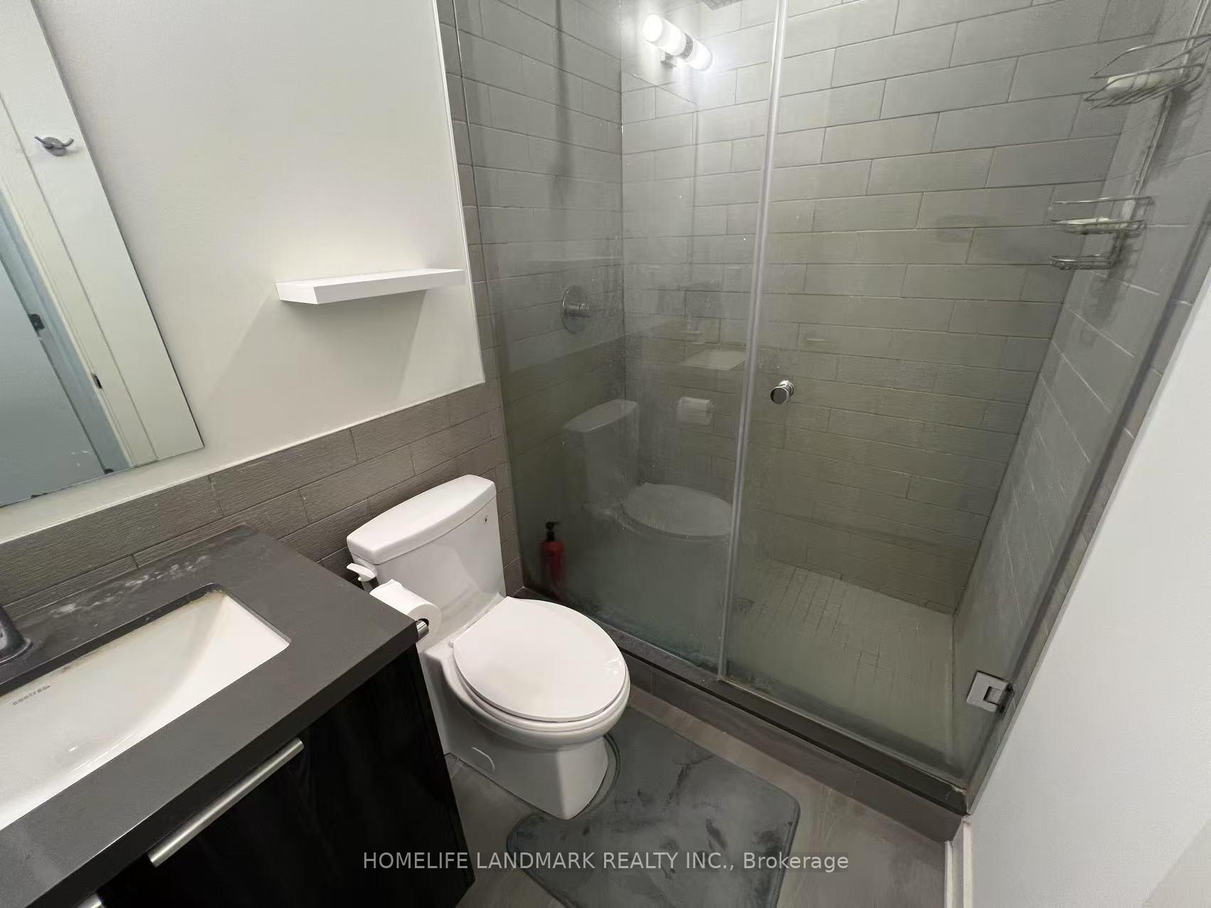 Photo 3 of 29 Sonic Way, Toronto, Flemingdon Park — HOMEH