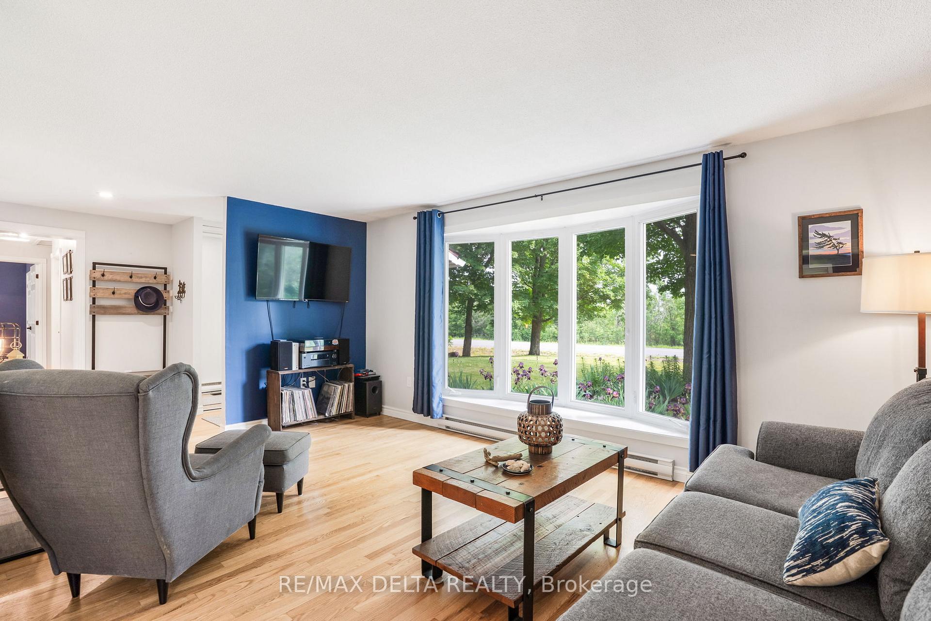 Photo 8 of 1520 Ridge Road, Champlain, Champlain Twp — HOMEH
