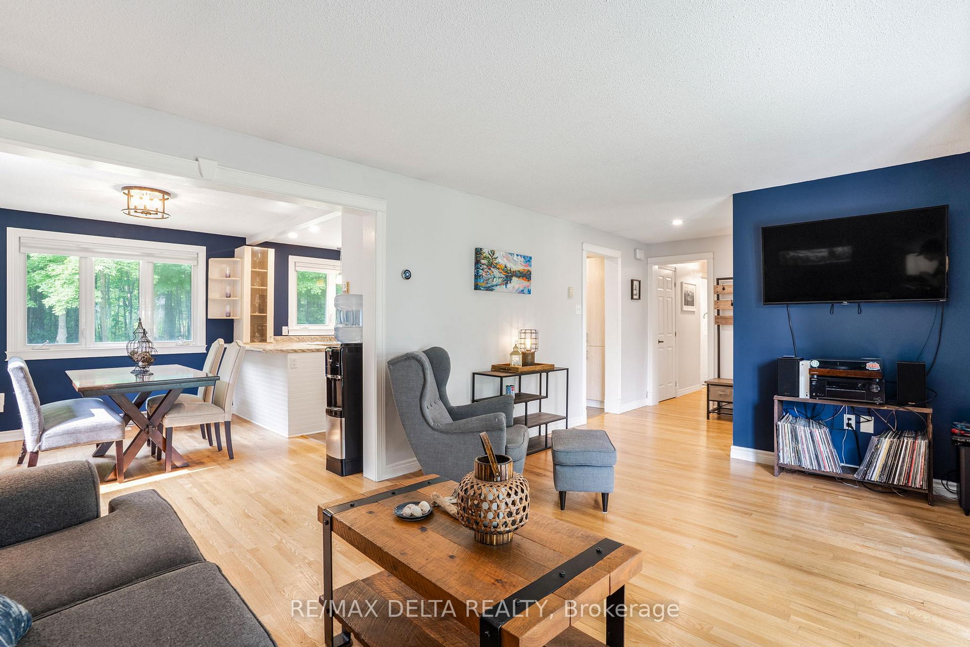 Photo 9 of 1520 Ridge Road, Champlain, Champlain Twp — HOMEH