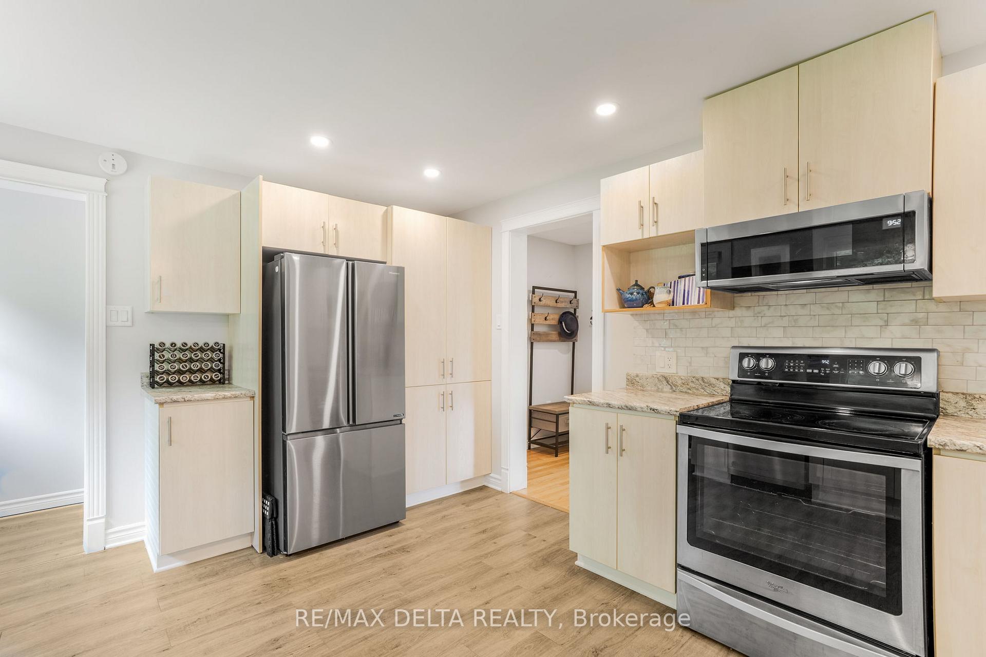 Photo 14 of 1520 Ridge Road, Champlain, Champlain Twp — HOMEH