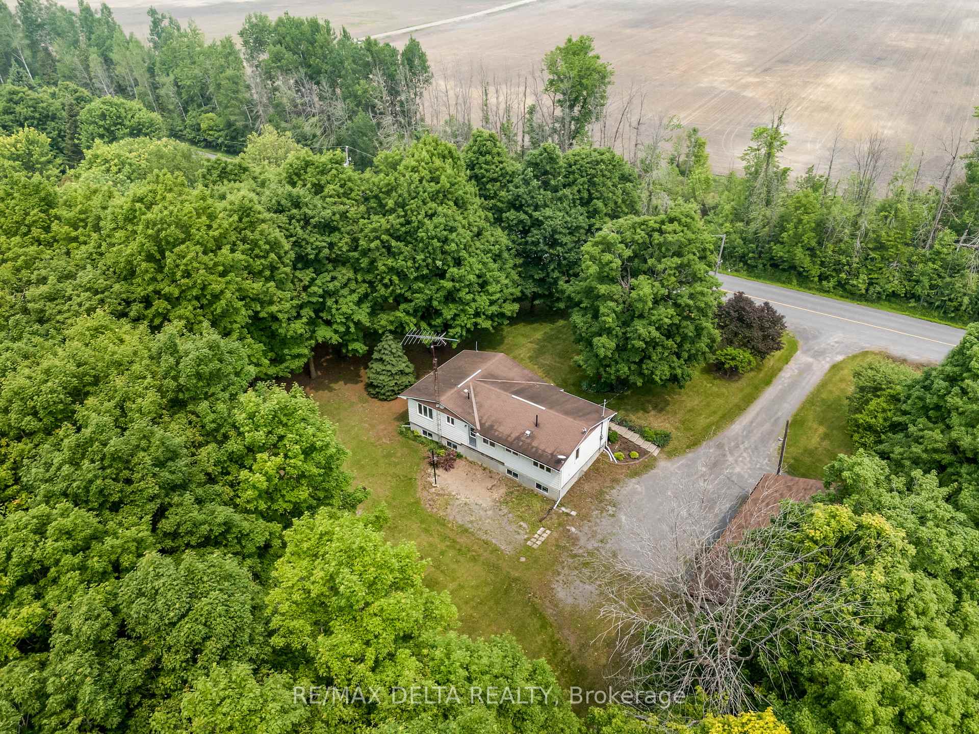 Photo 34 of 1520 Ridge Road, Champlain, Champlain Twp — HOMEH