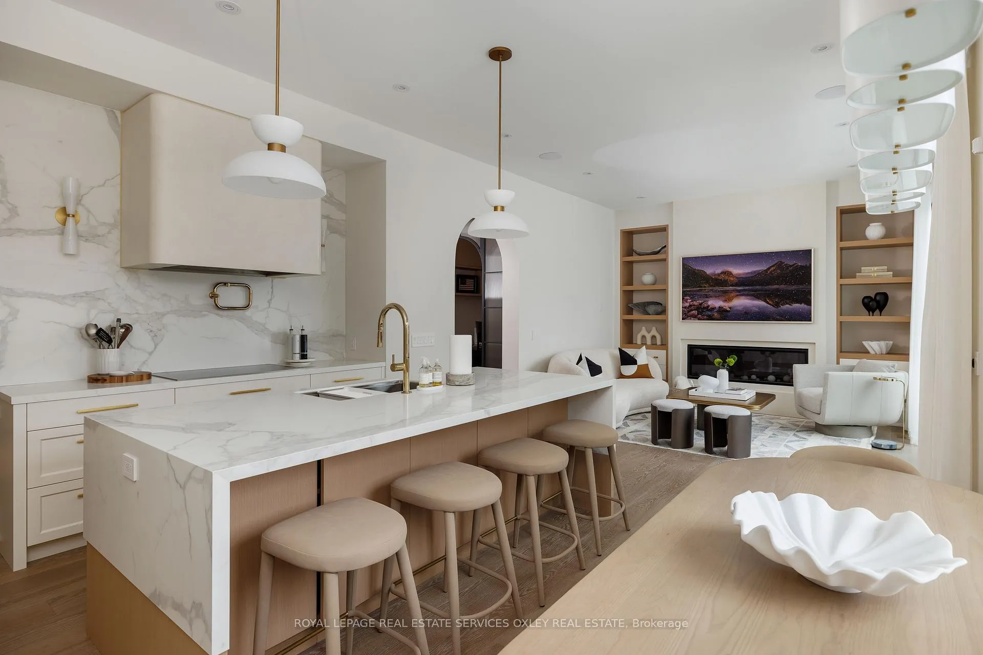 Photo 13 of 482 Cranbrooke Avenue, Toronto, Bedford Park-Nortown — HOMEH