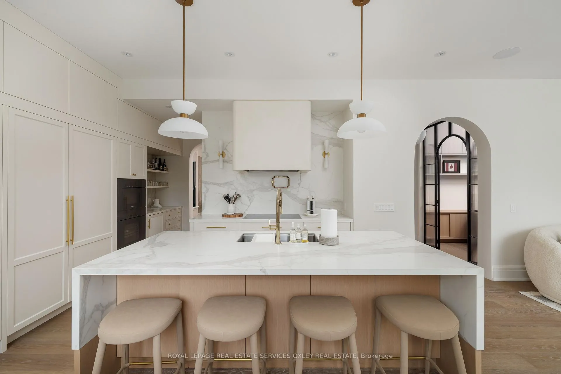 Photo 15 of 482 Cranbrooke Avenue, Toronto, Bedford Park-Nortown — HOMEH