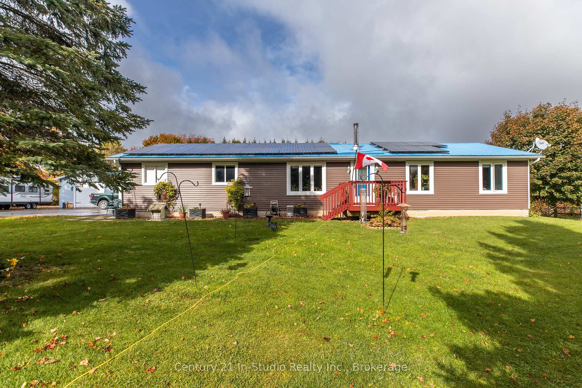 Photo 4 of 582815 Sideroad 9B, Chatsworth — HOMEH