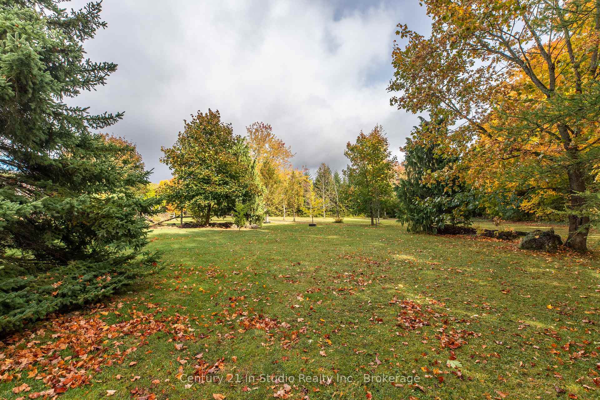 Photo 6 of 582815 Sideroad 9B, Chatsworth — HOMEH