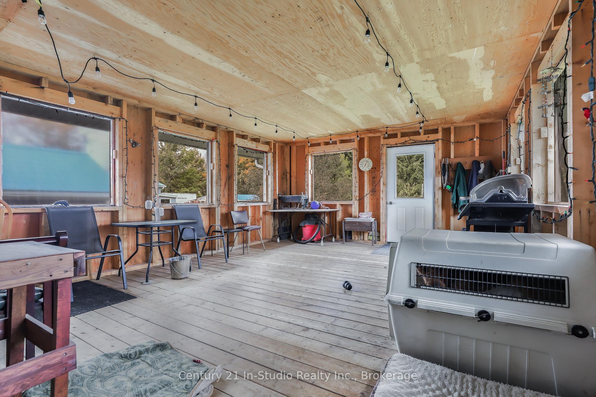 Photo 15 of 582815 Sideroad 9B, Chatsworth — HOMEH