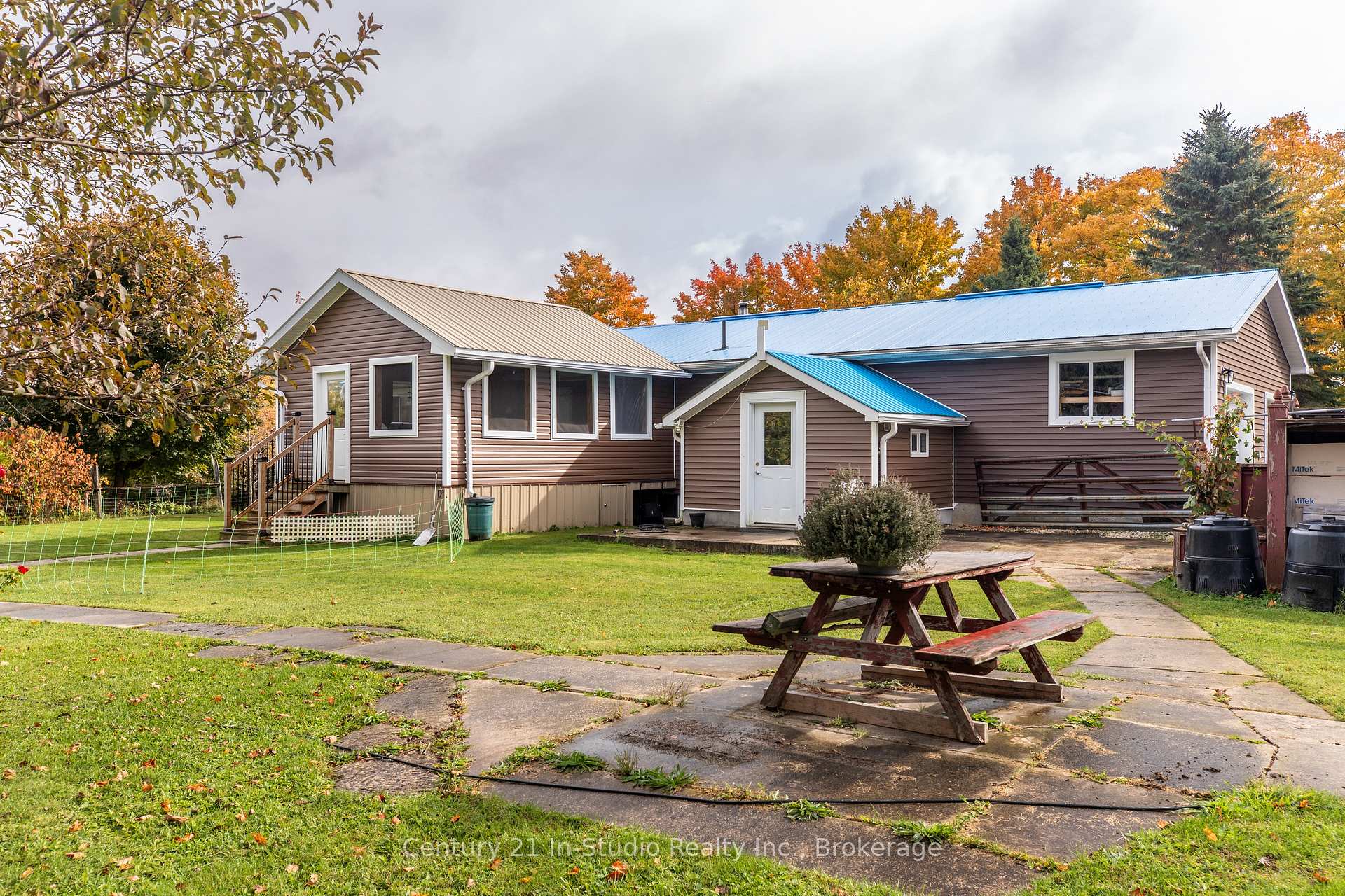 Photo 26 of 582815 Sideroad 9B, Chatsworth — HOMEH