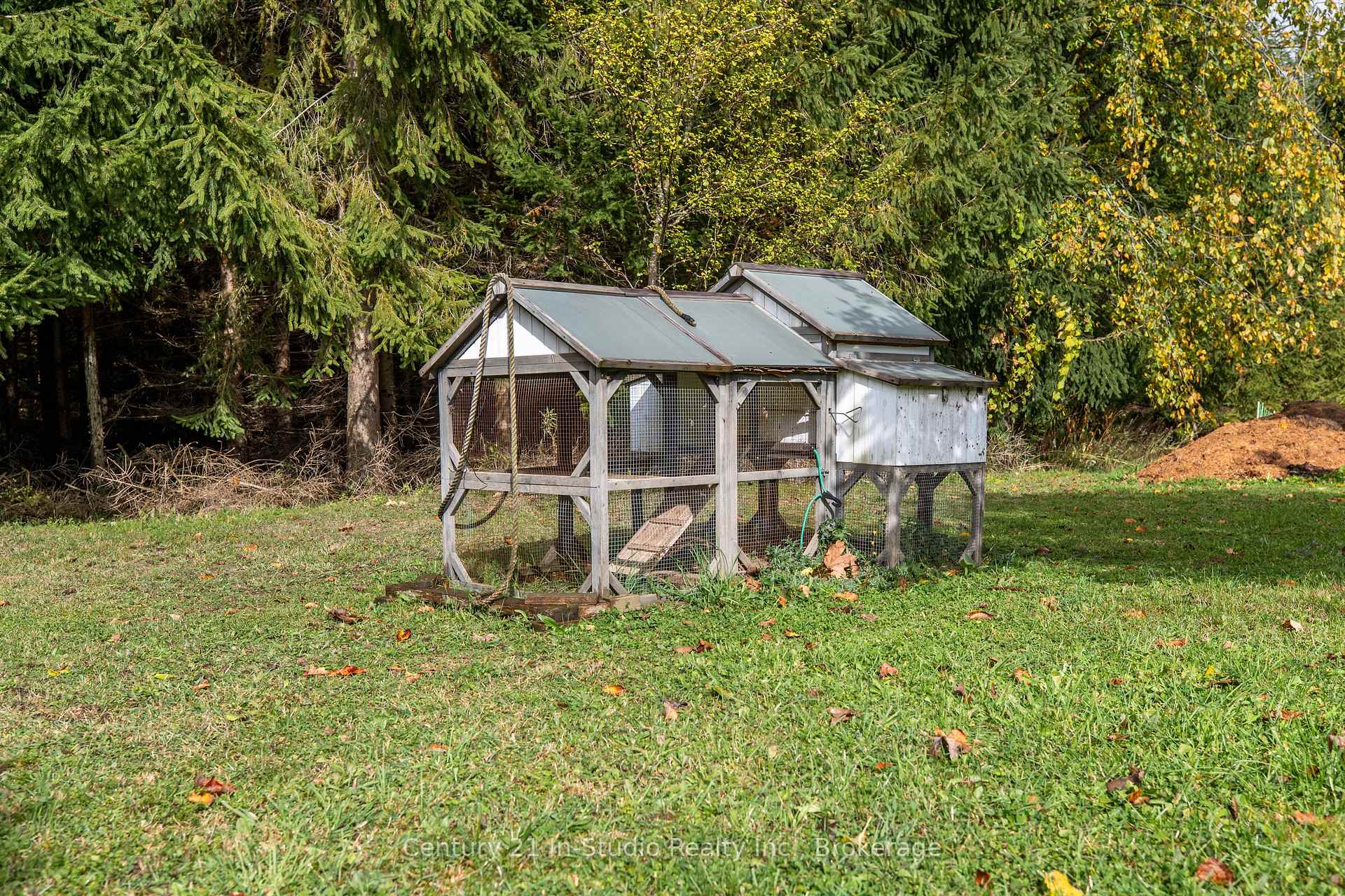 Photo 34 of 582815 Sideroad 9B, Chatsworth — HOMEH