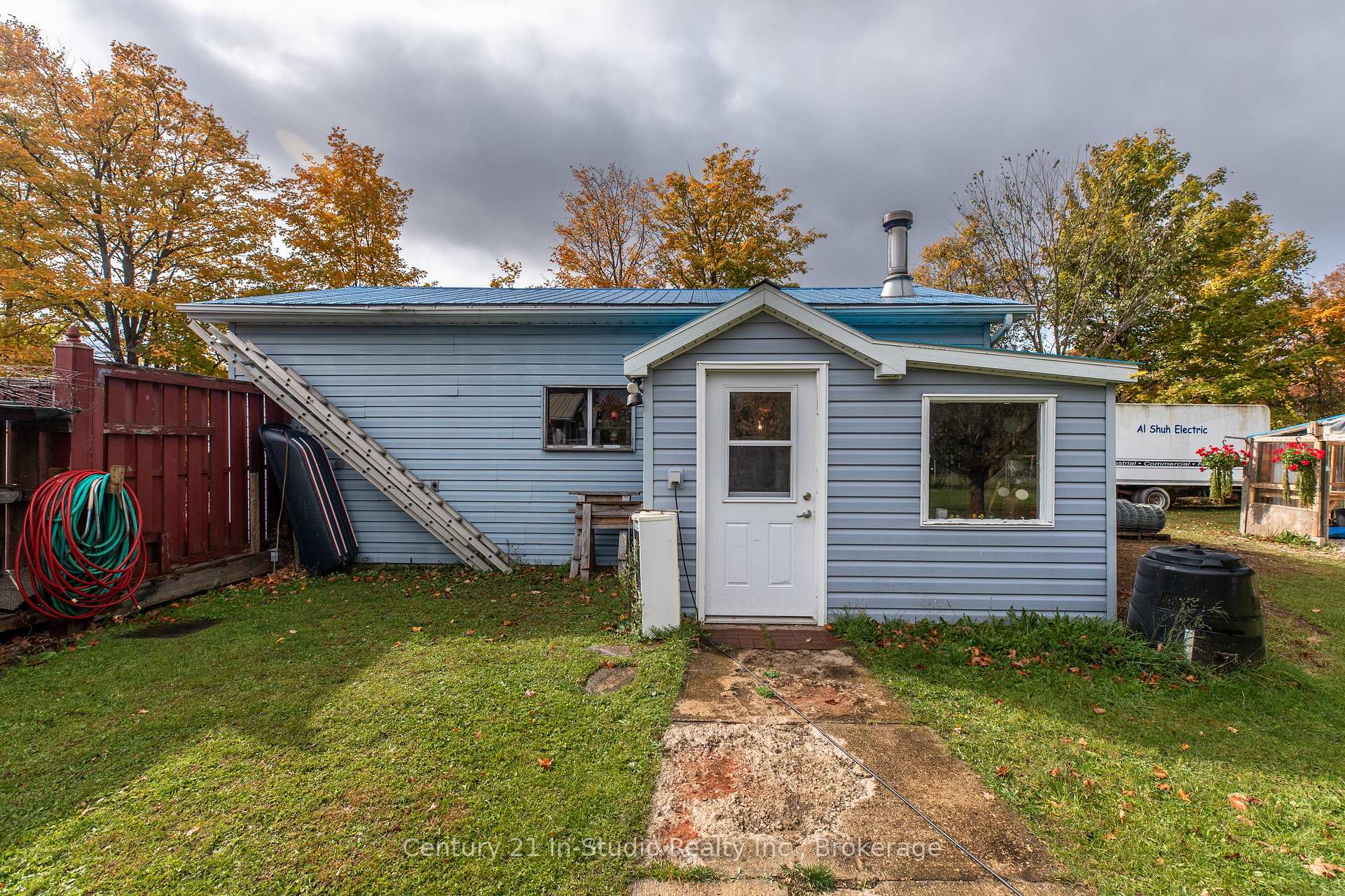 Photo 35 of 582815 Sideroad 9B, Chatsworth — HOMEH