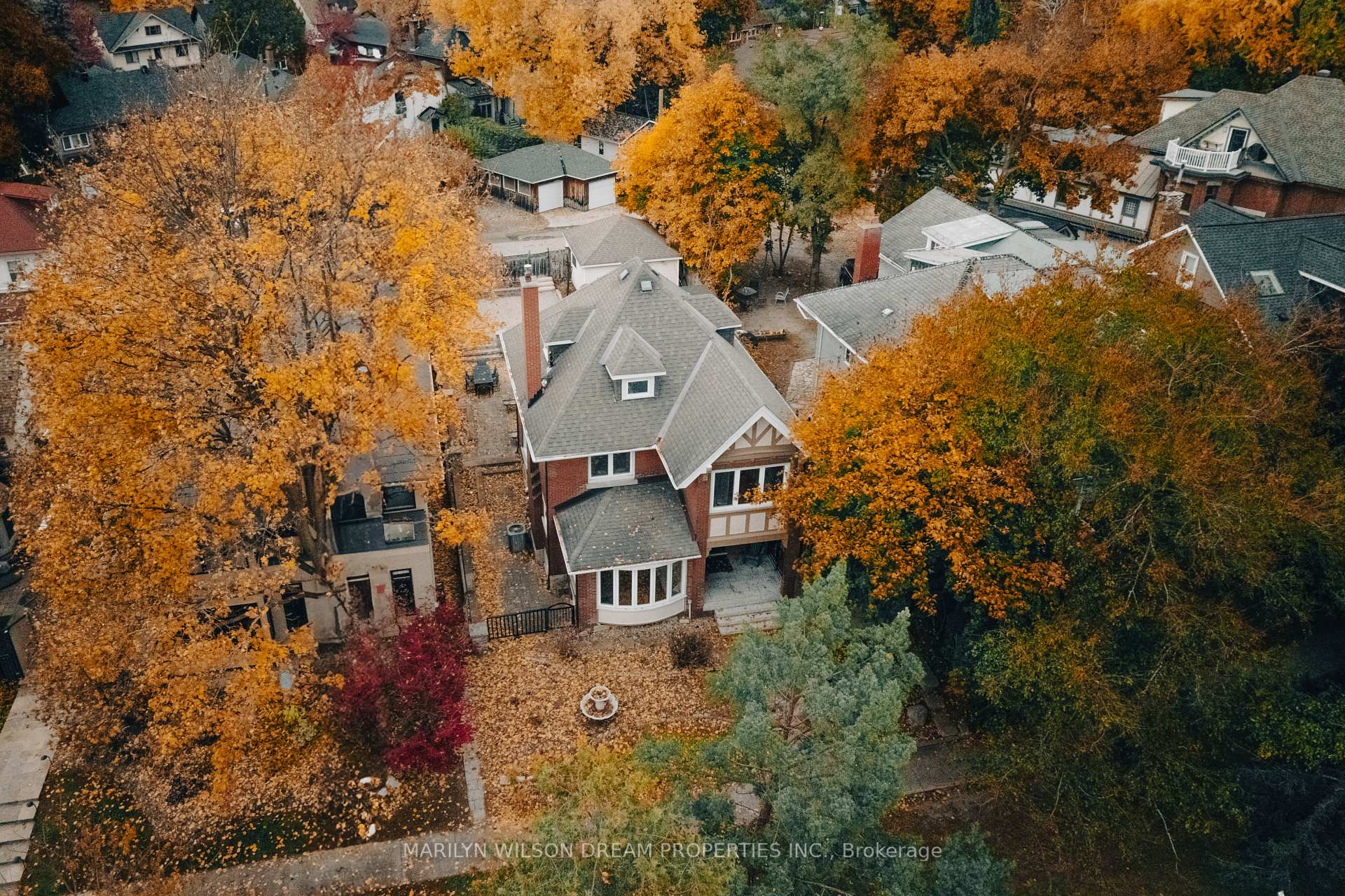 Photo 2 of 560 Queen Elizabeth Drive, Ottawa, Glebe — HOMEH