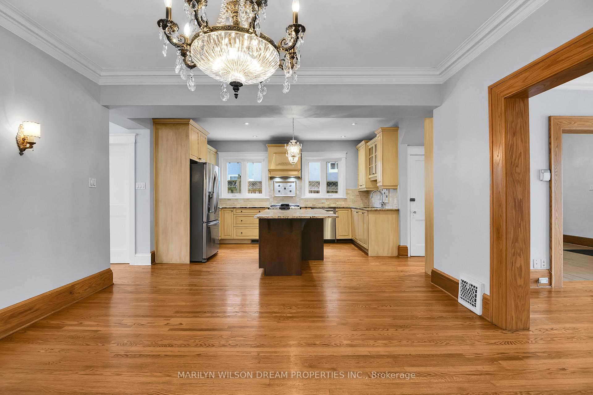 Photo 14 of 560 Queen Elizabeth Drive, Ottawa, Glebe — HOMEH