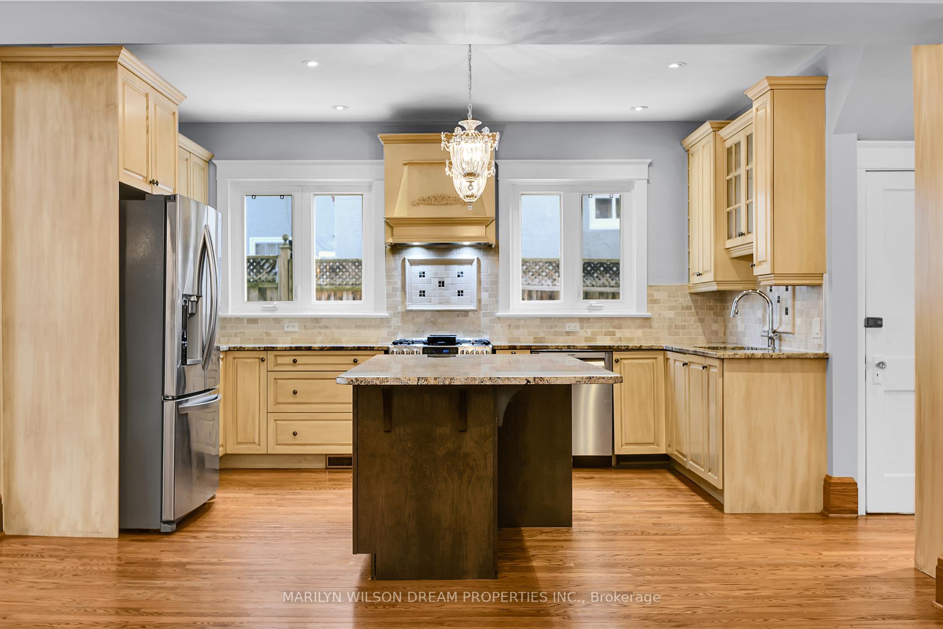 Photo 15 of 560 Queen Elizabeth Drive, Ottawa, Glebe — HOMEH