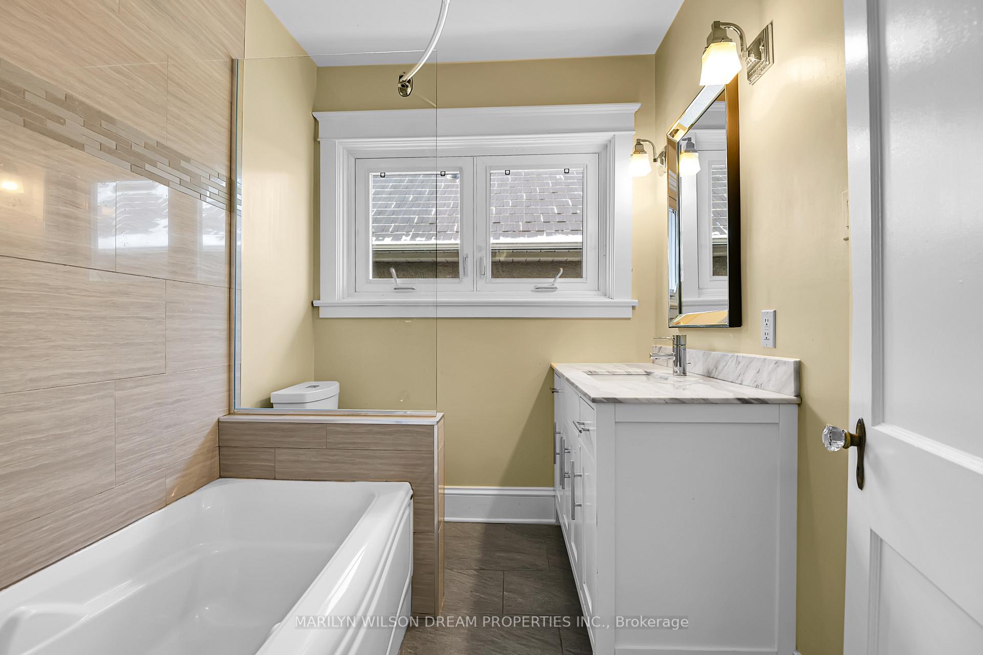 Photo 32 of 560 Queen Elizabeth Drive, Ottawa, Glebe — HOMEH