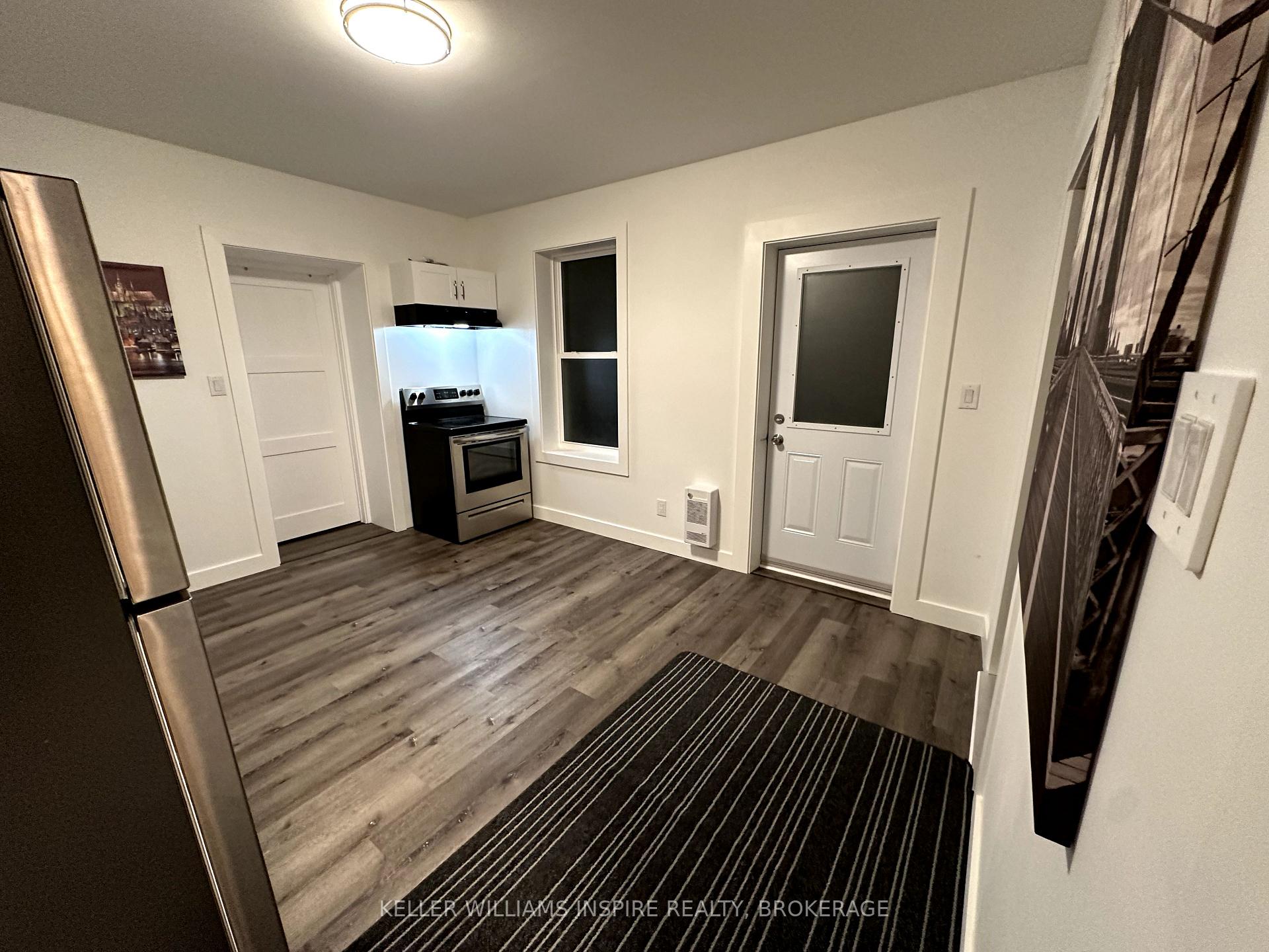Photo 2 of 31 & 33 Everett Street, Belleville, Belleville Ward — HOMEH