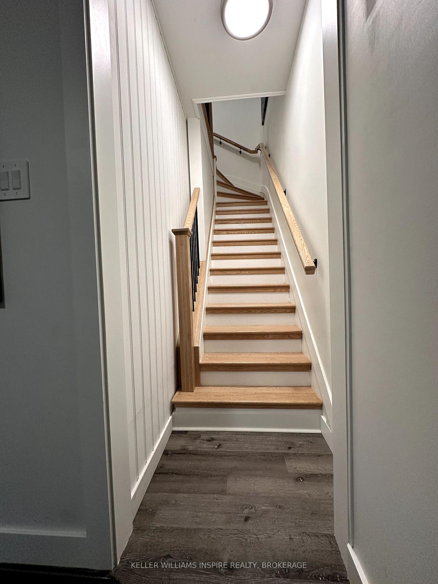 Photo 15 of 31 & 33 Everett Street, Belleville, Belleville Ward — HOMEH