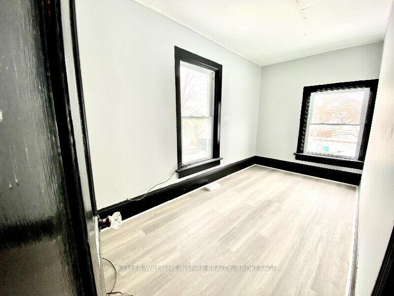Photo 19 of 31 & 33 Everett Street, Belleville, Belleville Ward — HOMEH