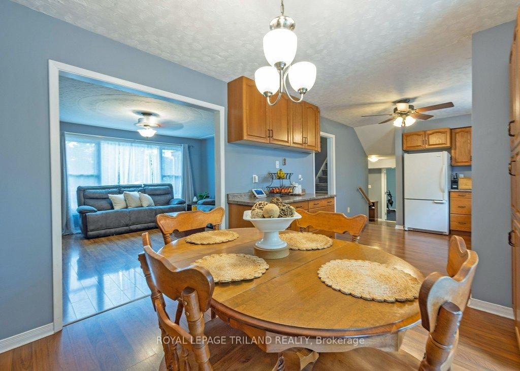 Photo 12 of 10025 Lyn Court, Central Elgin, Lynhurst — HOMEH