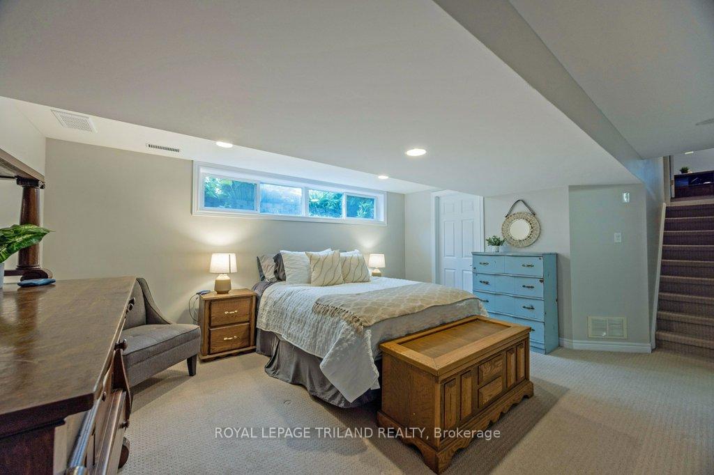 Photo 25 of 10025 Lyn Court, Central Elgin, Lynhurst — HOMEH