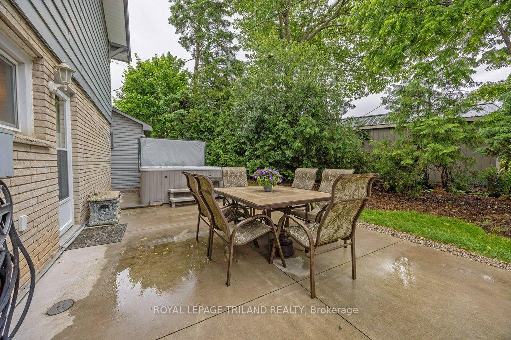 Photo 30 of 10025 Lyn Court, Central Elgin, Lynhurst — HOMEH