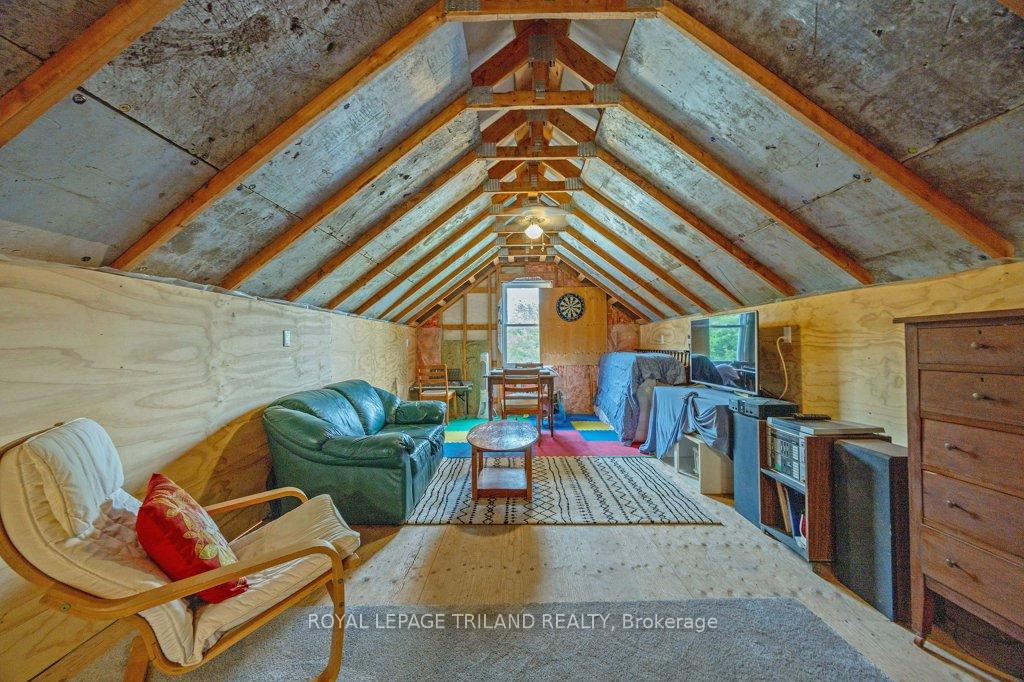 Photo 37 of 10025 Lyn Court, Central Elgin, Lynhurst — HOMEH