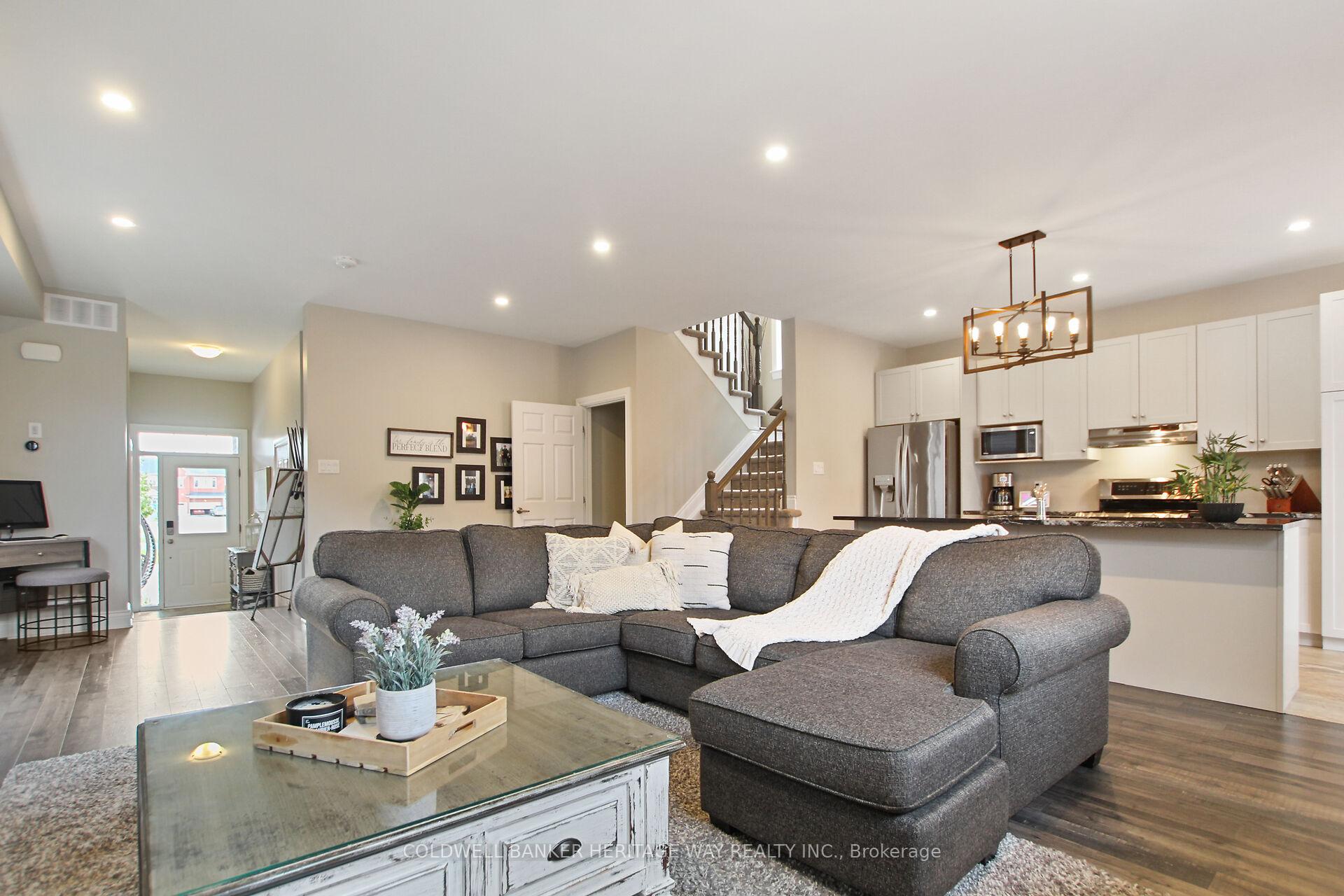 Photo 4 of 33 Borland Drive, Carleton Place — HOMEH