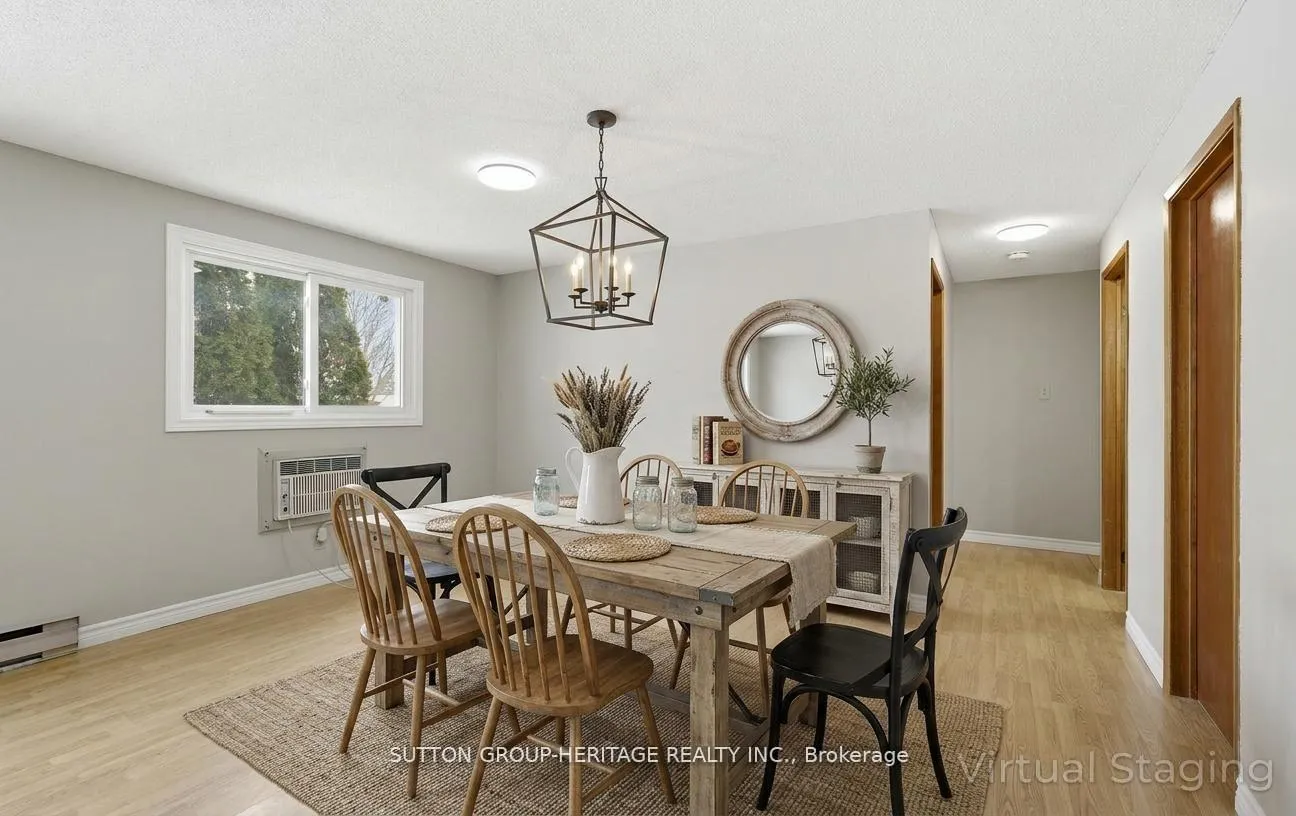 Photo 4 of Unit 102, 2418 Mountland Drive, Peterborough, Monaghan Ward 2 — HOMEH