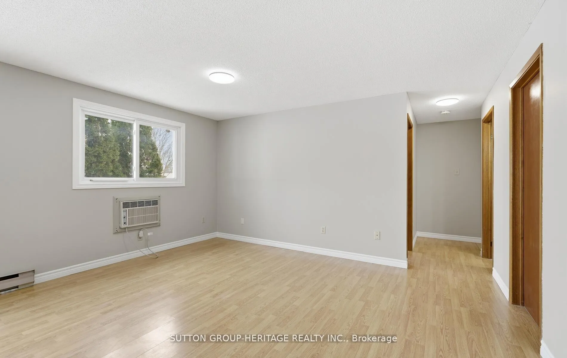 Photo 17 of Unit 102, 2418 Mountland Drive, Peterborough, Monaghan Ward 2 — HOMEH