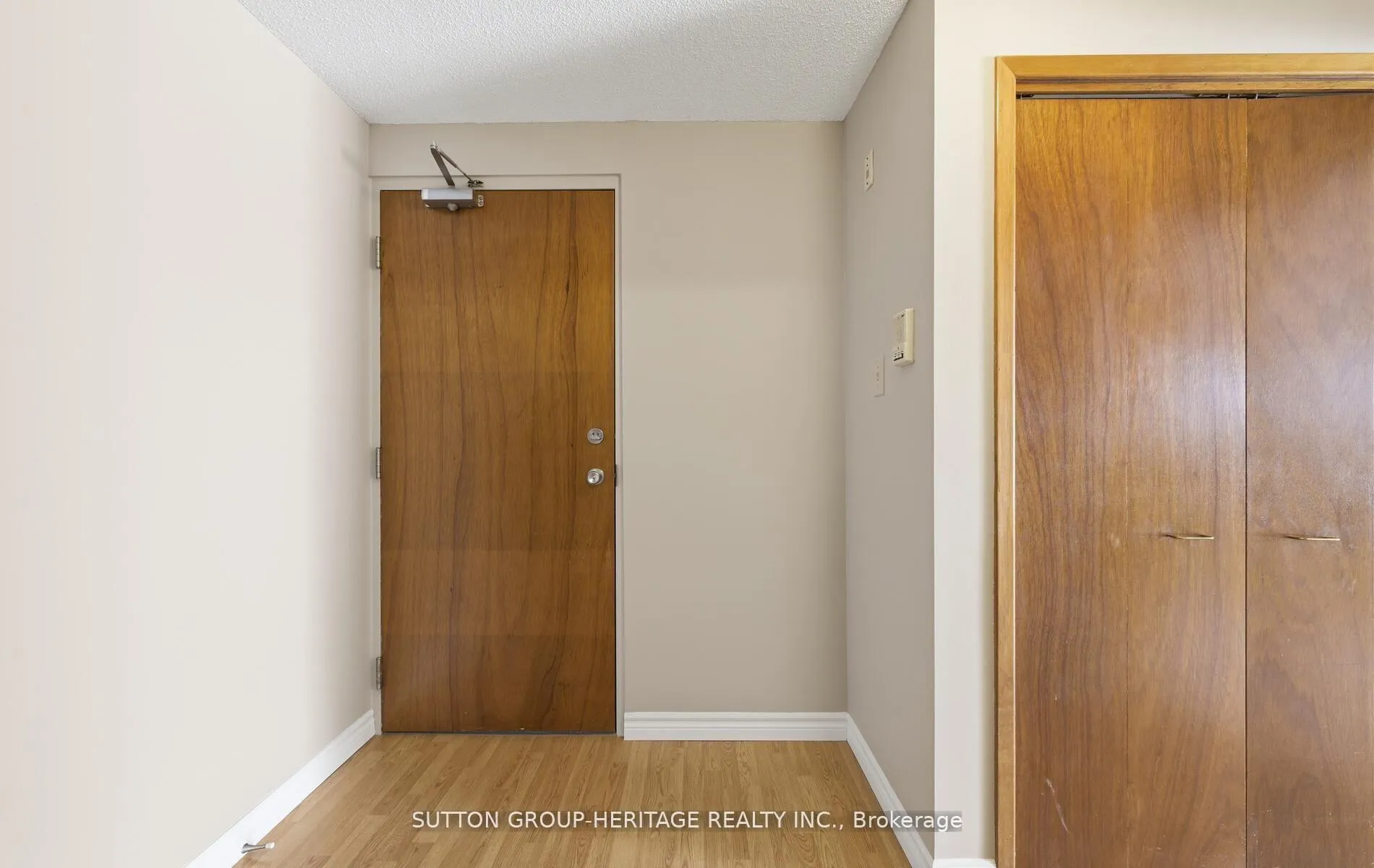 Photo 21 of Unit 102, 2418 Mountland Drive, Peterborough, Monaghan Ward 2 — HOMEH