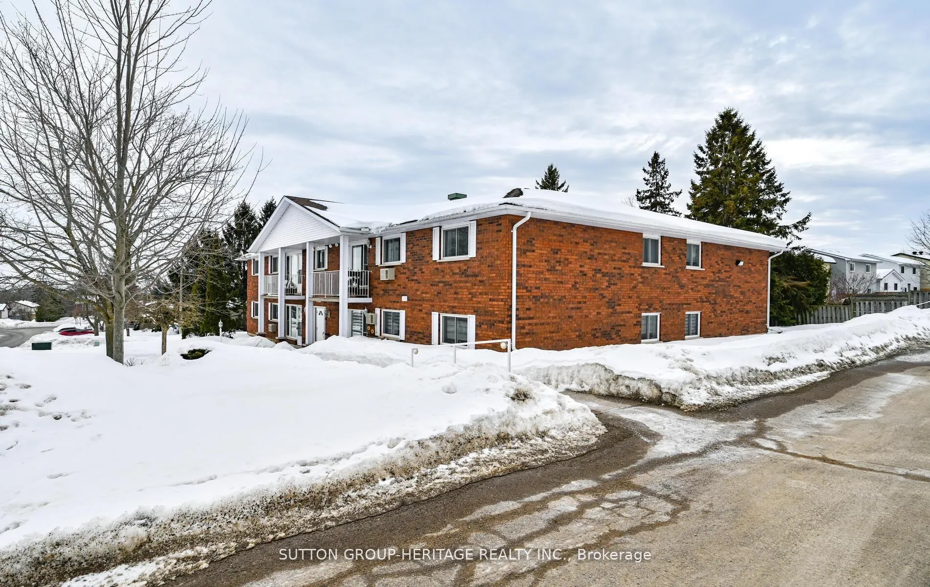 Photo 25 of Unit 102, 2418 Mountland Drive, Peterborough, Monaghan Ward 2 — HOMEH