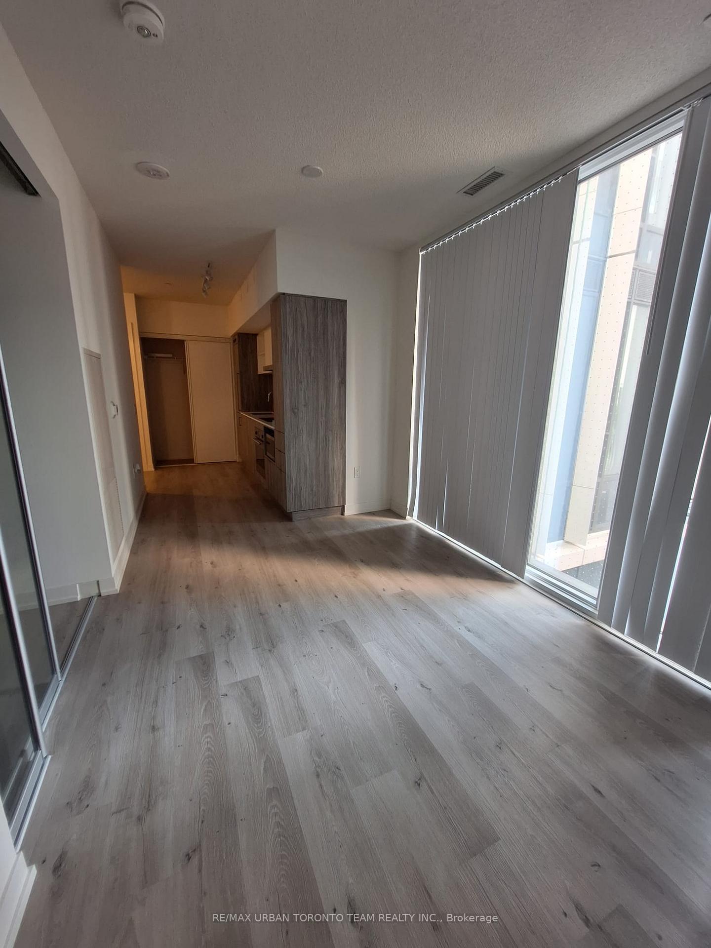 Photo 9 of Unit 819, 138 Downes Street, Toronto, Waterfront Communities — HOMEH