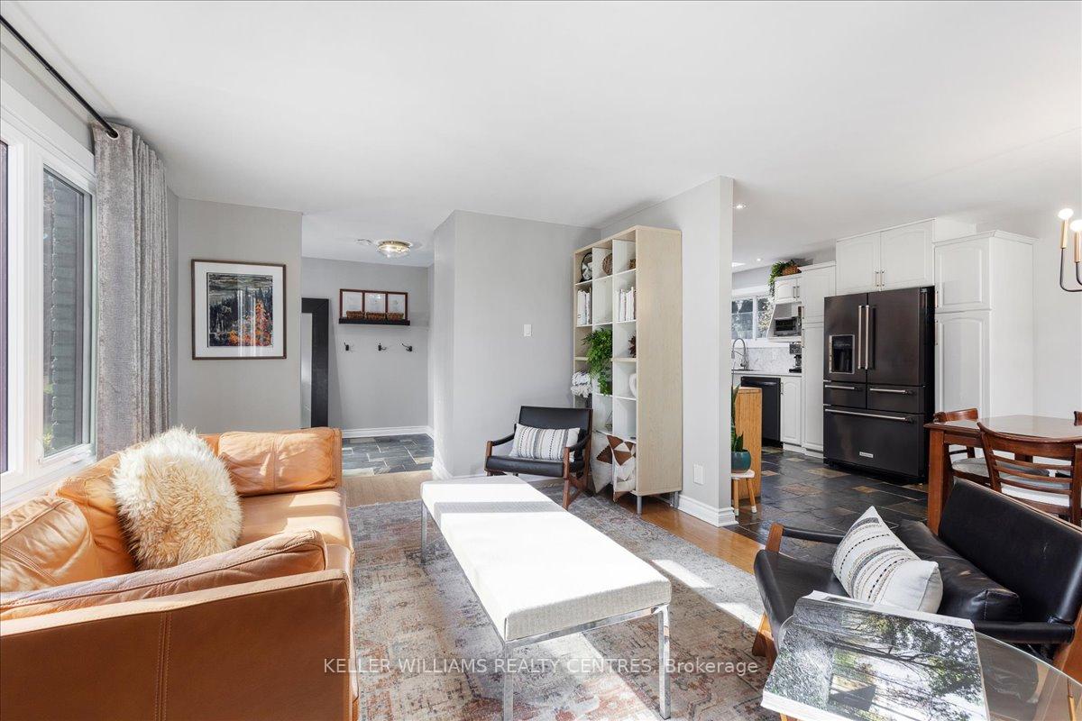 Photo 16 of 10 Patricia Place, Georgina, Keswick South — HOMEH