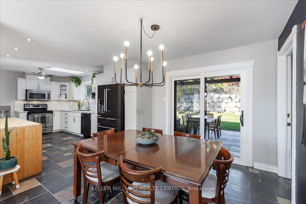 Photo 19 of 10 Patricia Place, Georgina, Keswick South — HOMEH