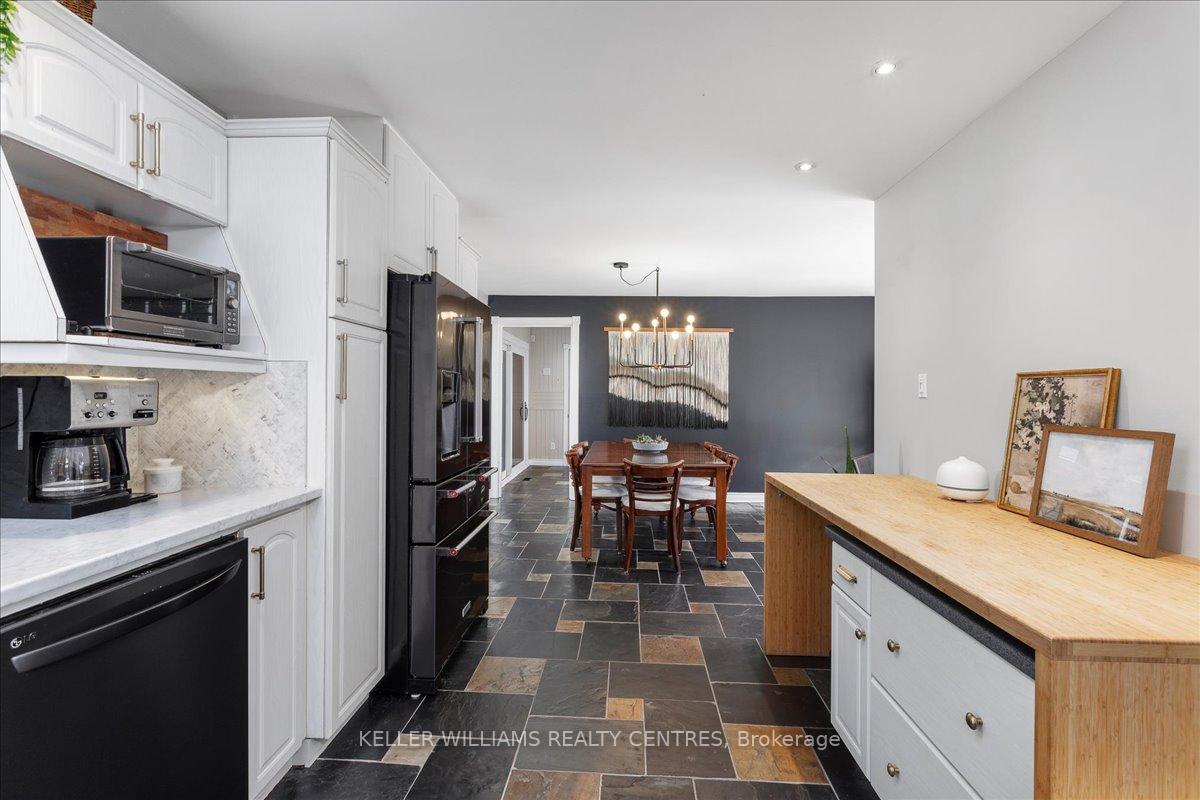 Photo 20 of 10 Patricia Place, Georgina, Keswick South — HOMEH