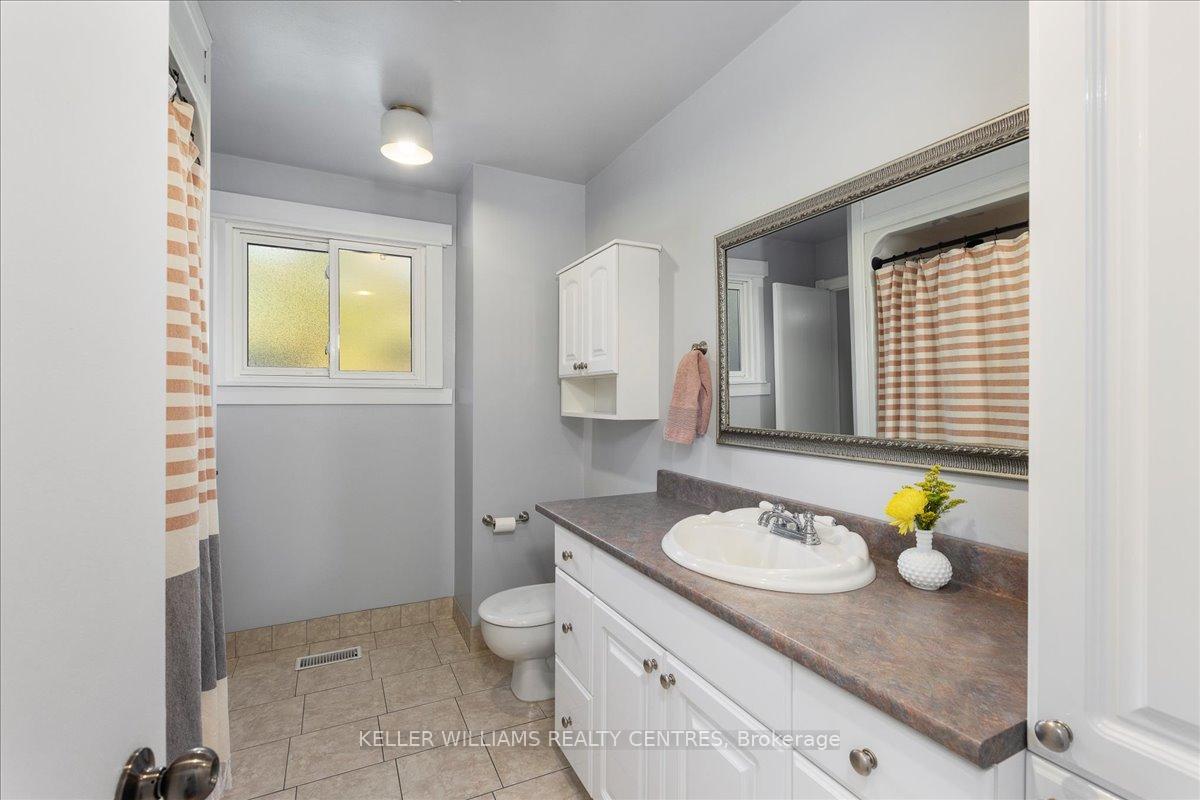 Photo 22 of 10 Patricia Place, Georgina, Keswick South — HOMEH
