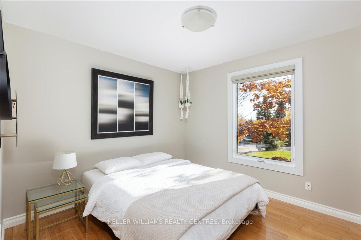 Photo 26 of 10 Patricia Place, Georgina, Keswick South — HOMEH