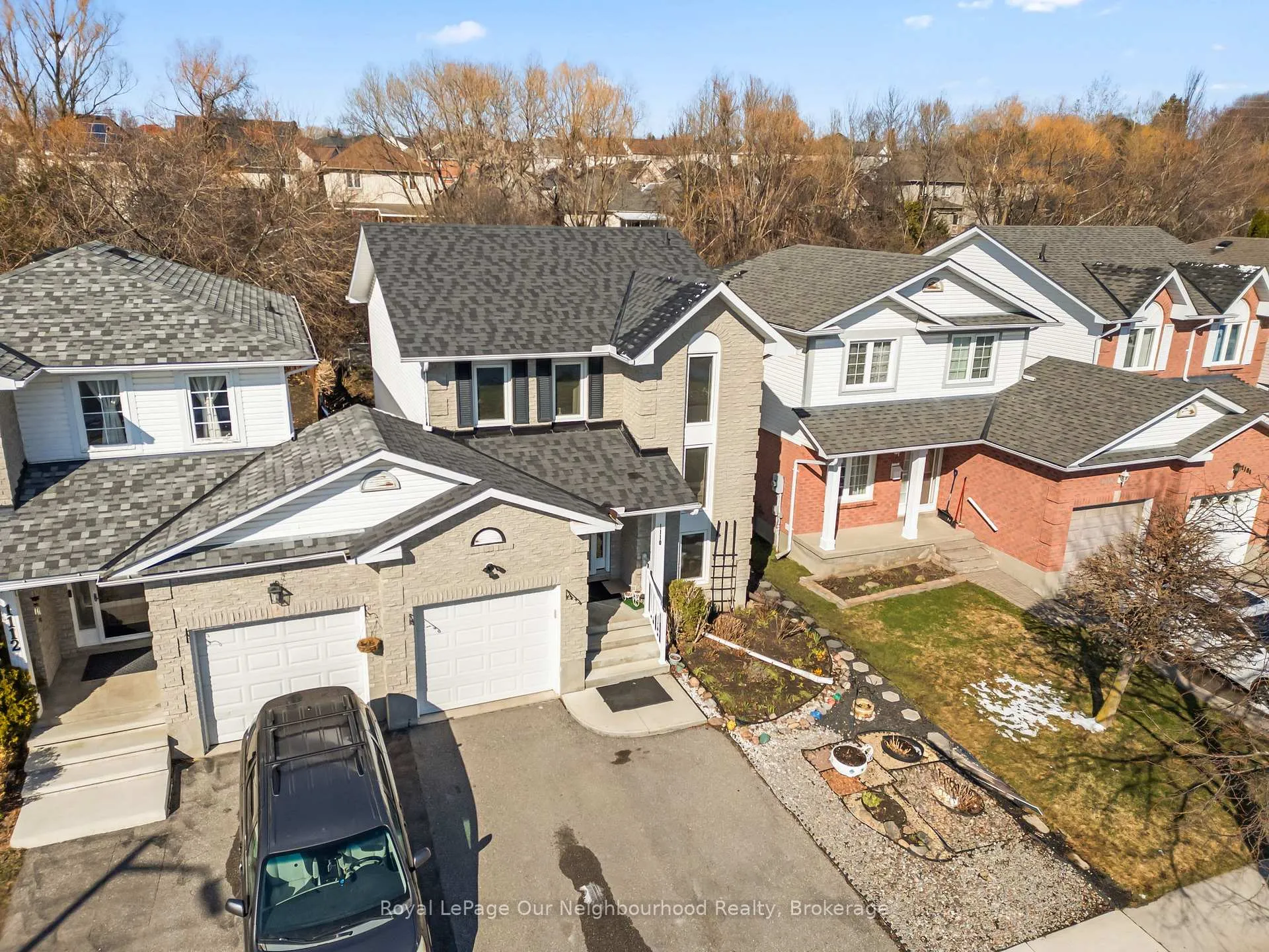 Photo 2 of 1110 Snowberry Street, Oshawa, Pinecrest — HOMEH