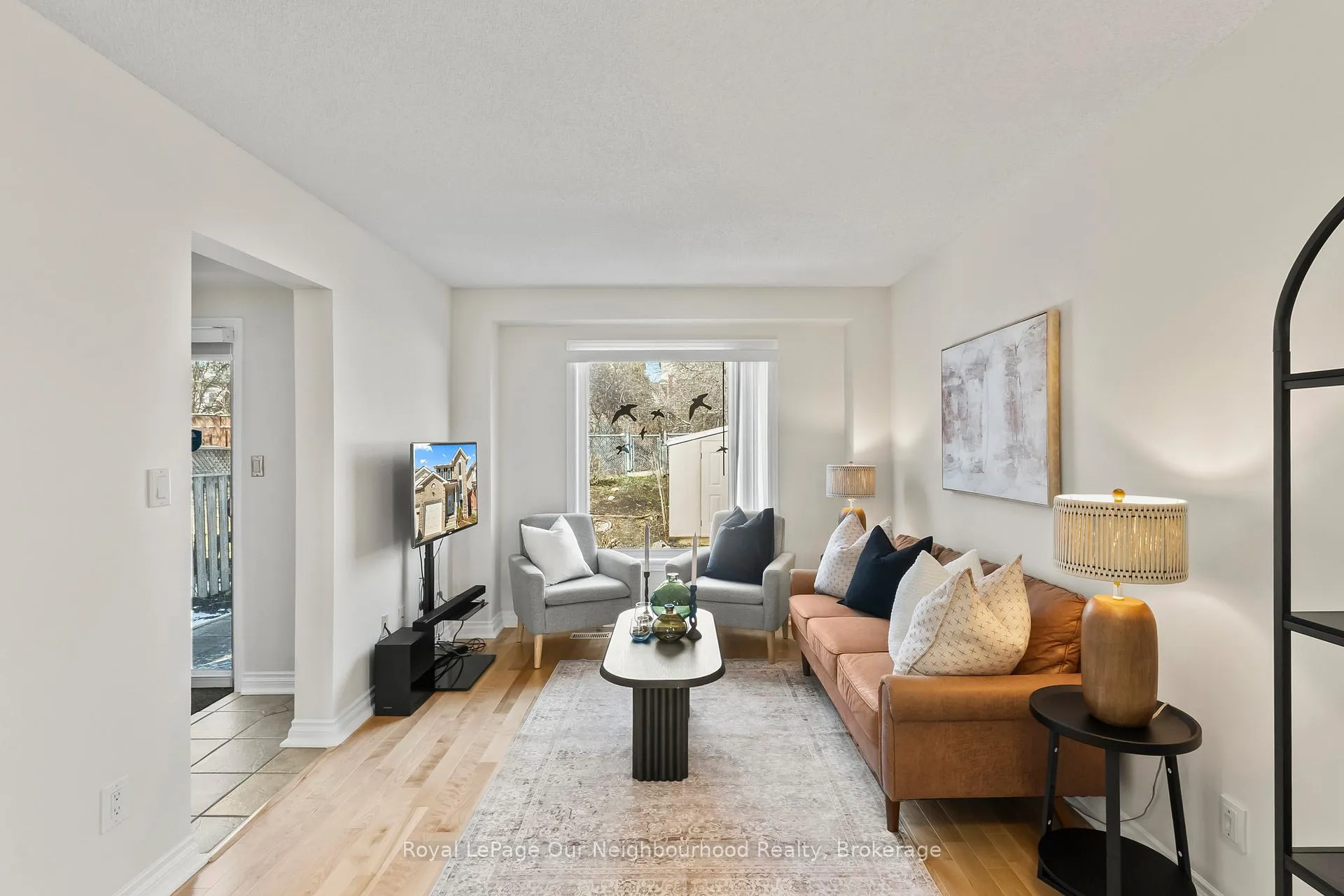 Photo 8 of 1110 Snowberry Street, Oshawa, Pinecrest — HOMEH