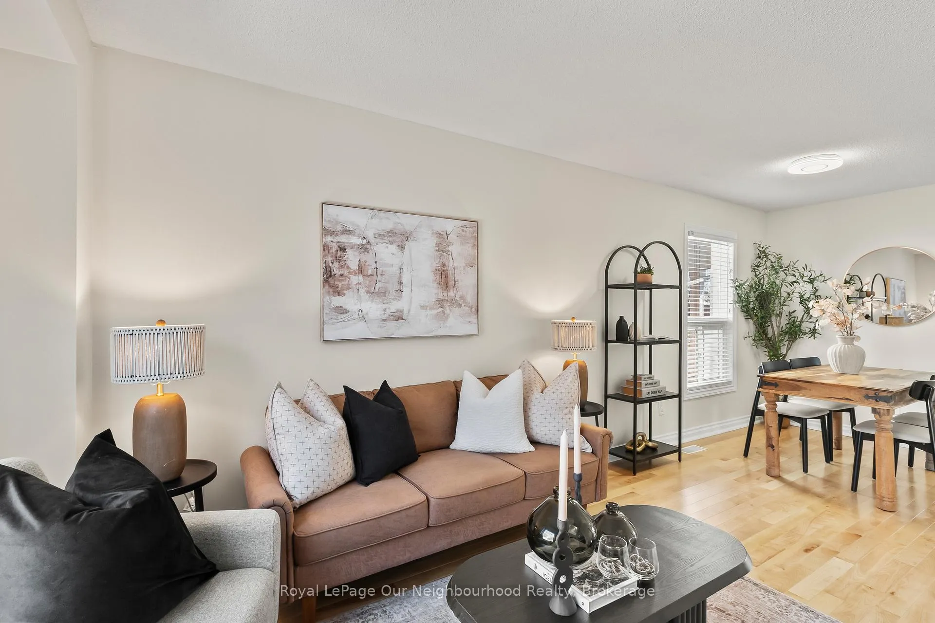 Photo 9 of 1110 Snowberry Street, Oshawa, Pinecrest — HOMEH