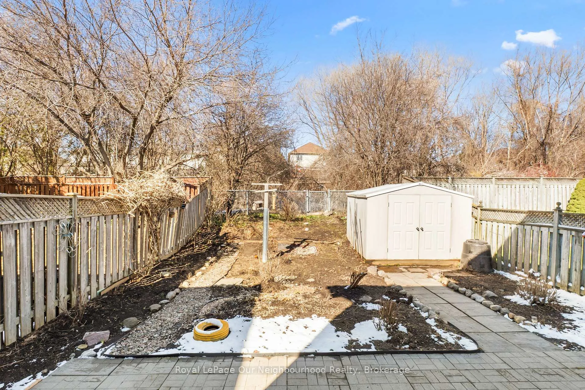 Photo 35 of 1110 Snowberry Street, Oshawa, Pinecrest — HOMEH